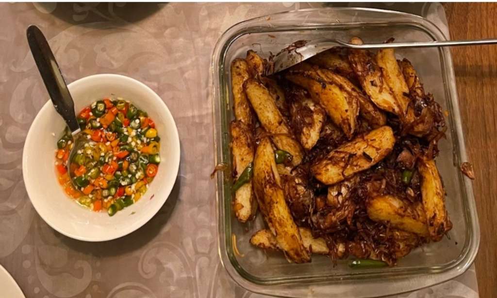 Chilli ginger potatoes