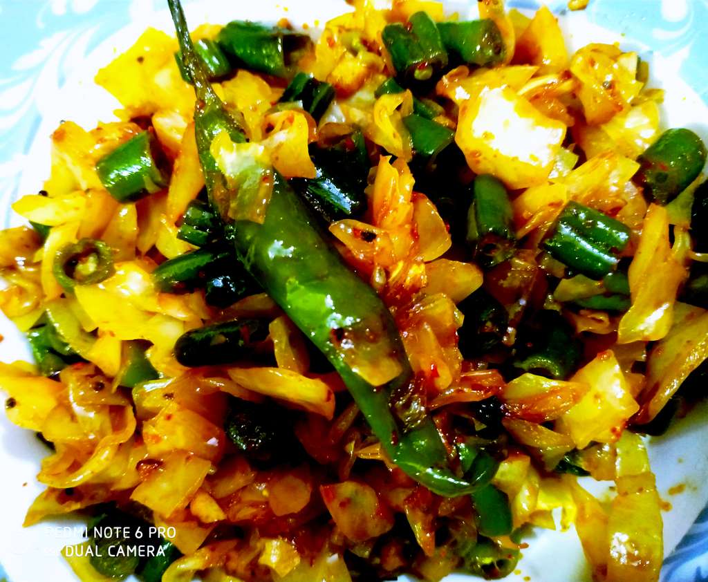 Cabbage beans masala