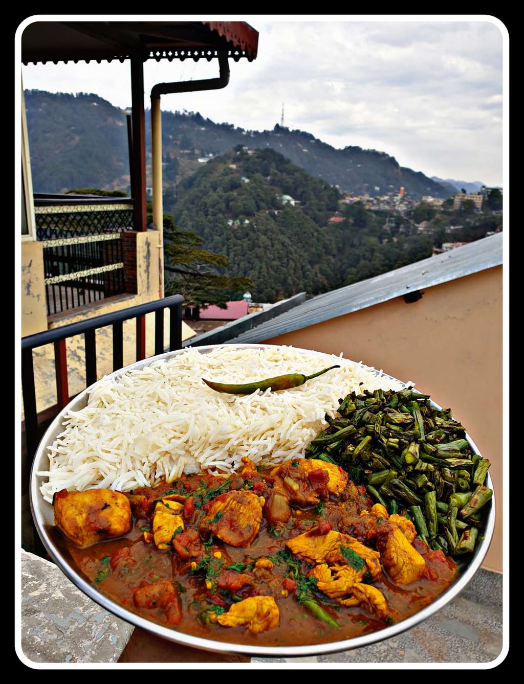 Chicken Masala,French Beans & steamed rice