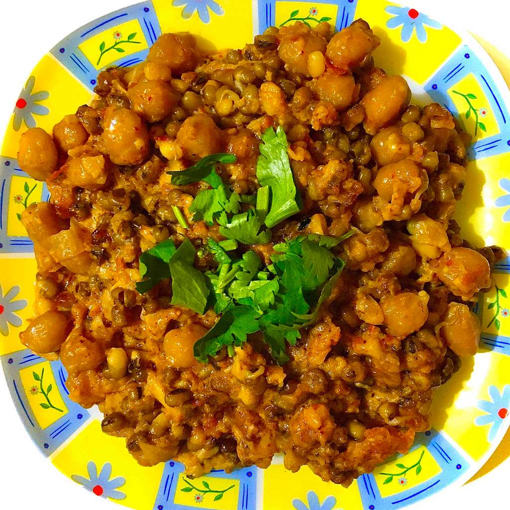 Moong Chickpea mix 
