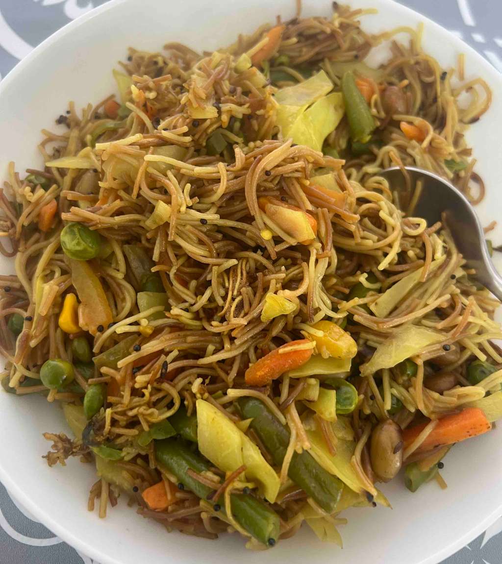 Homemade Wheat Shevta Chichdi/Upma
