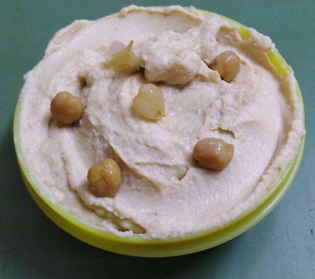 Garlic Hummus