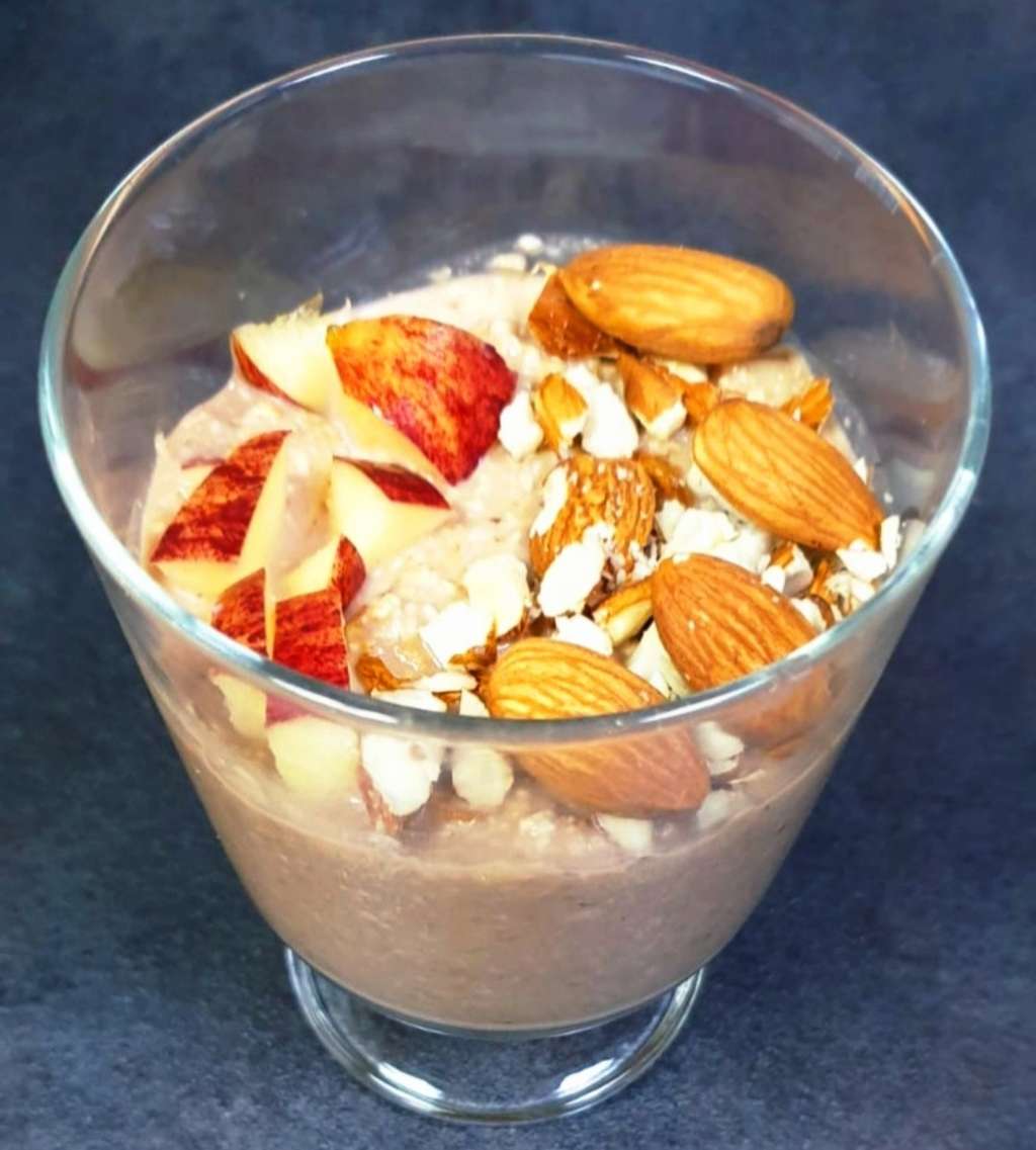 Fruit & Nut Oats Bowl