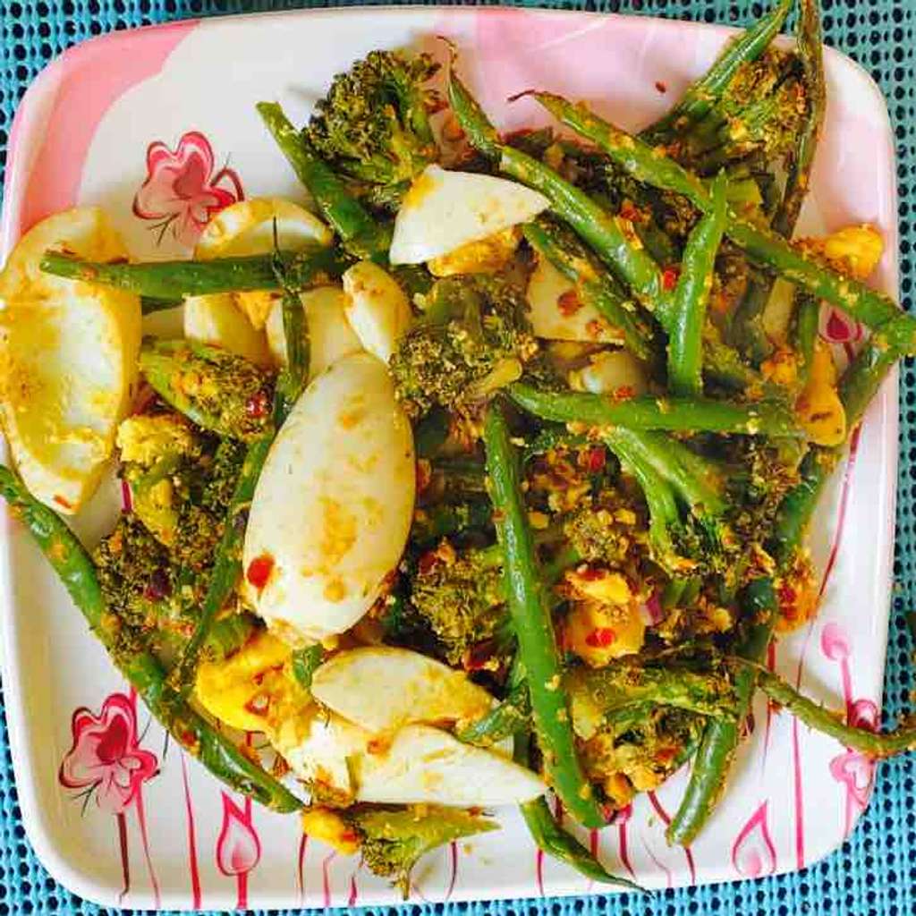 Egg- Veggie Fry