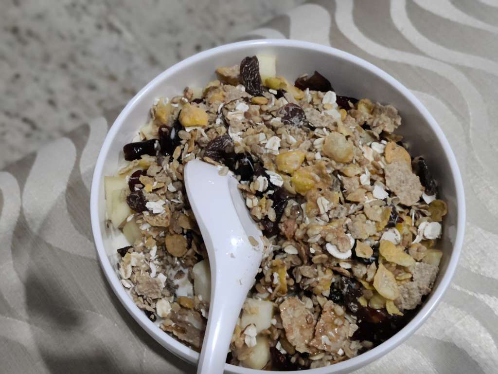 bowl of cereal with milk 