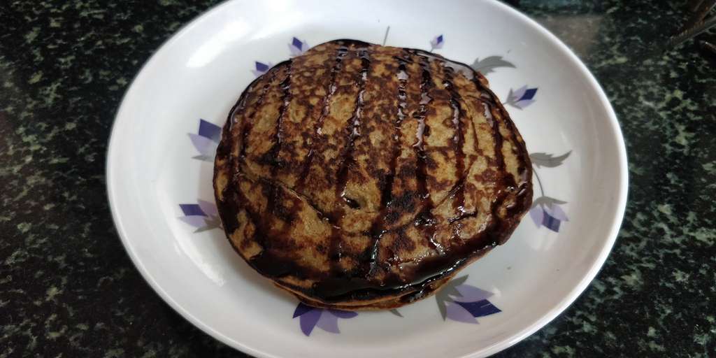 Oats banana chocolate pancakes