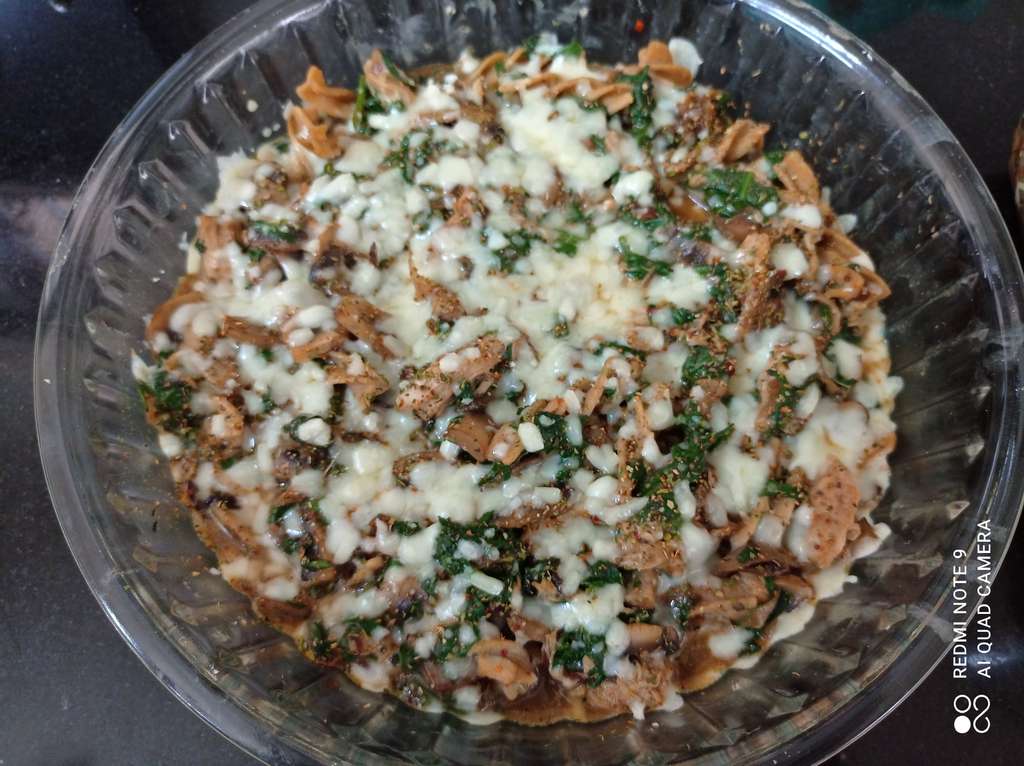 Spinach, Mushroom and Chicken Casserole