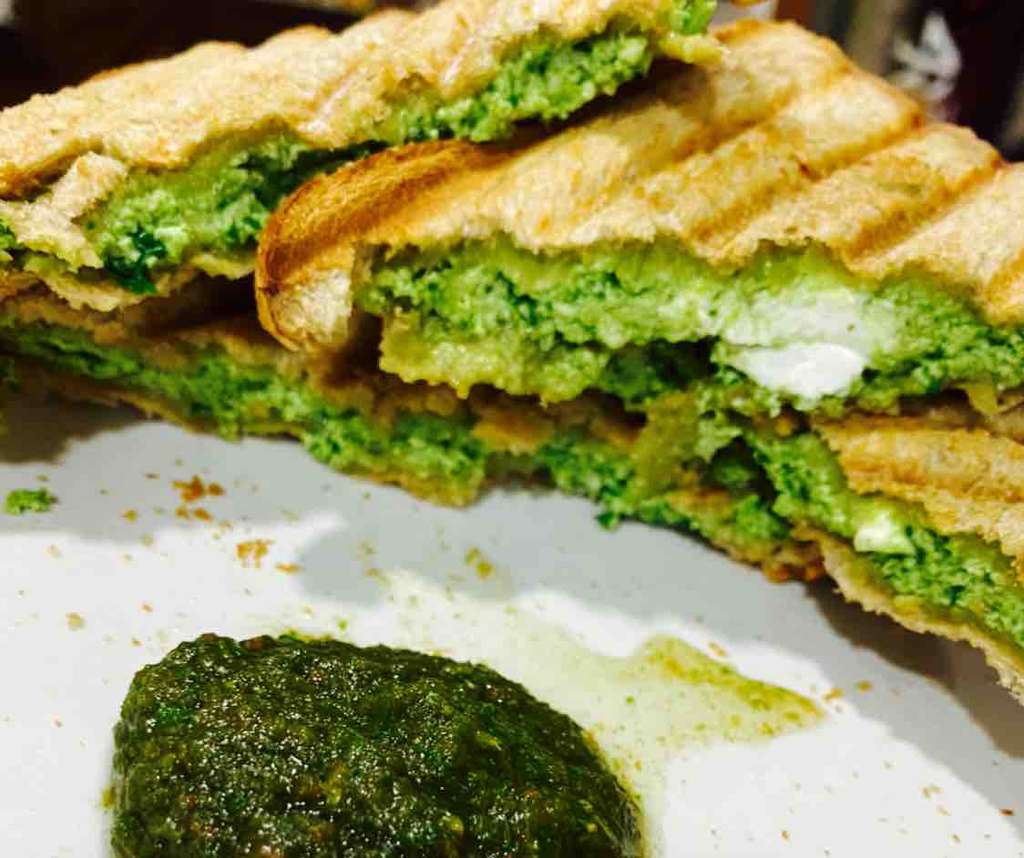 Green Paneer Sandwich 