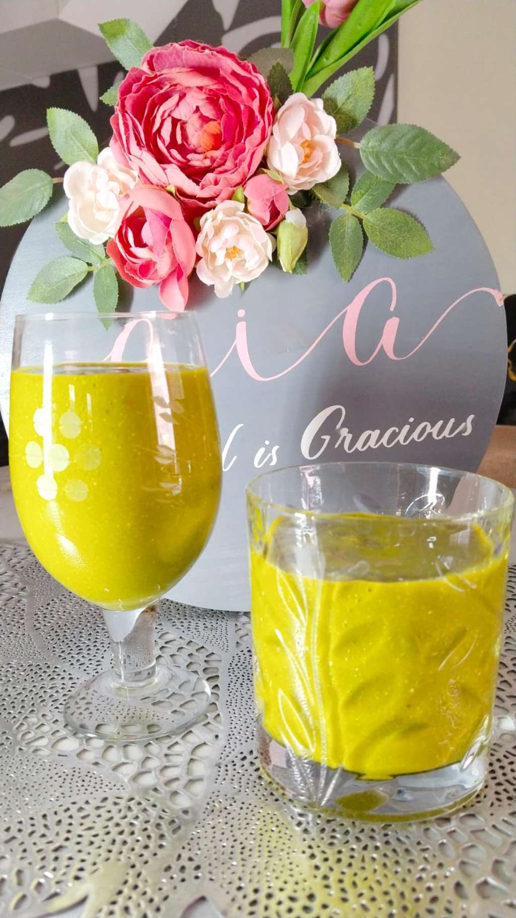 Spinach Mango Smoothie 