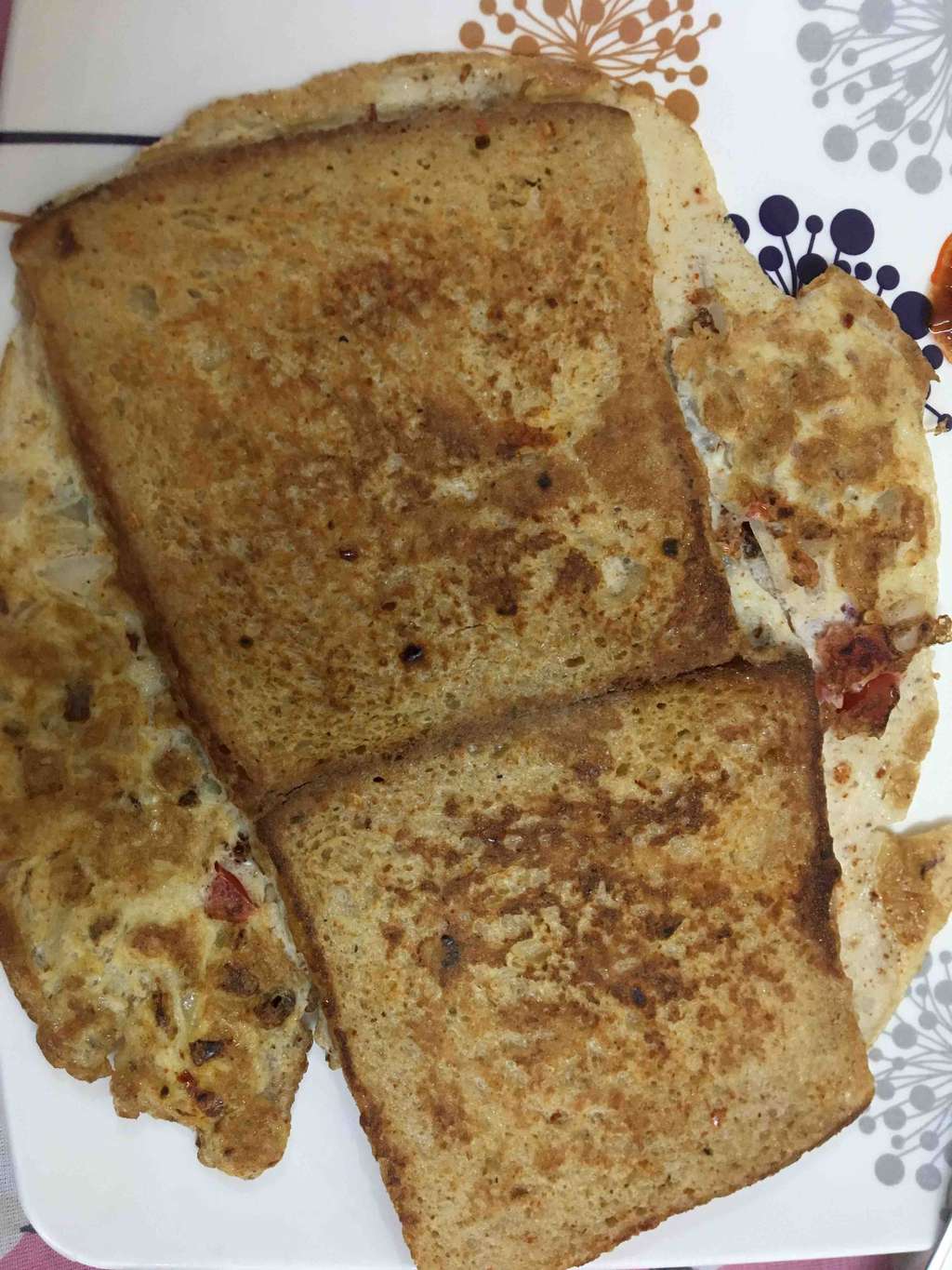 Street style bread omelette 