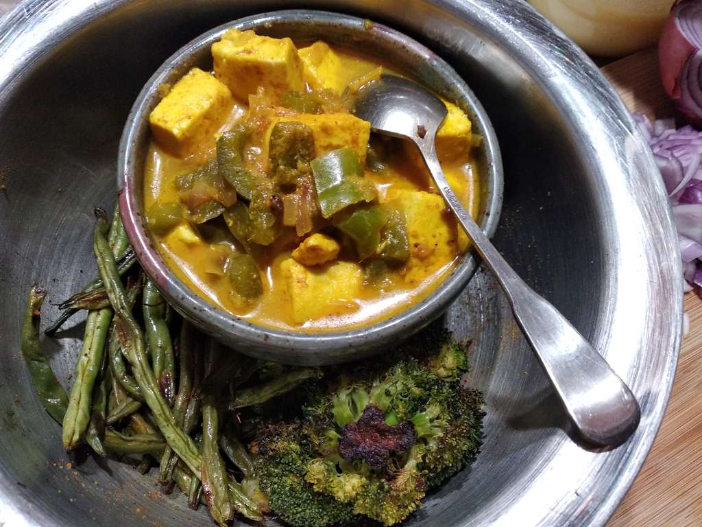 paneer capsicum with roasted broccoli and beans