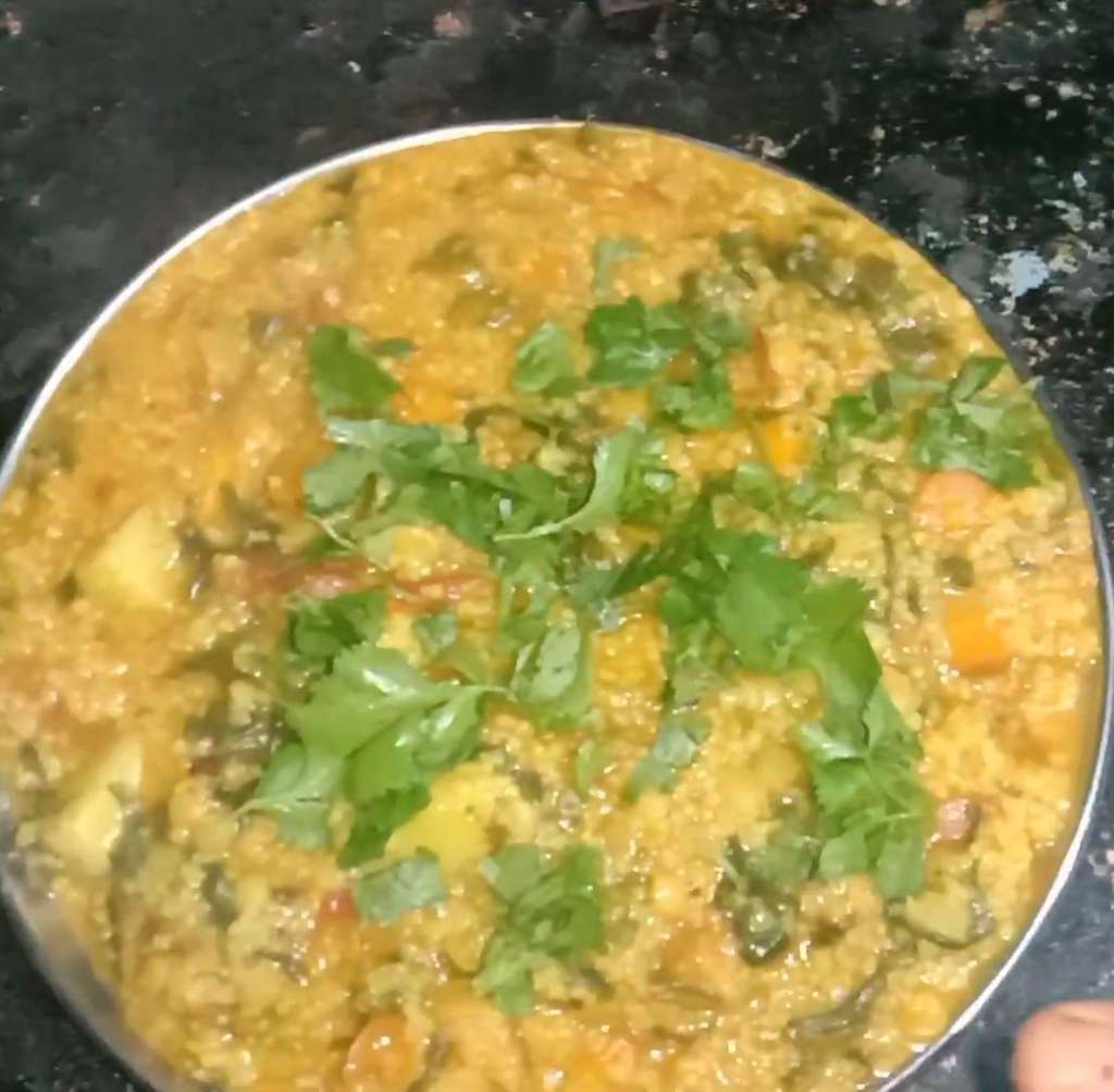 Quick Dalia Khichdi 