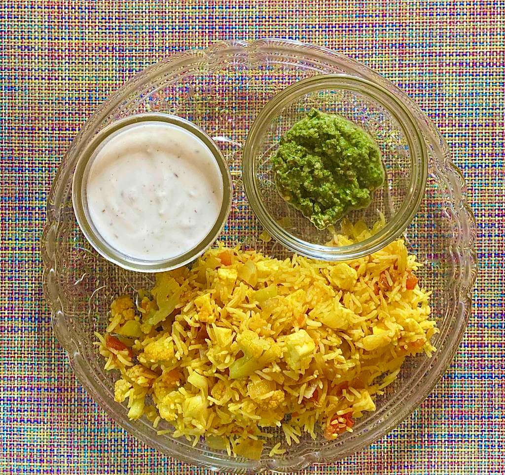 Gobhi Paneer Pulao with mint chutney and jeeta raita
