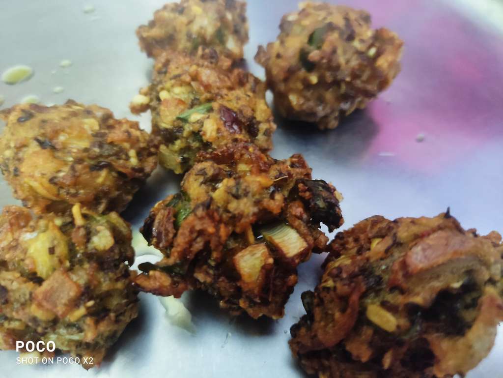 Moong ki dal ke mangode