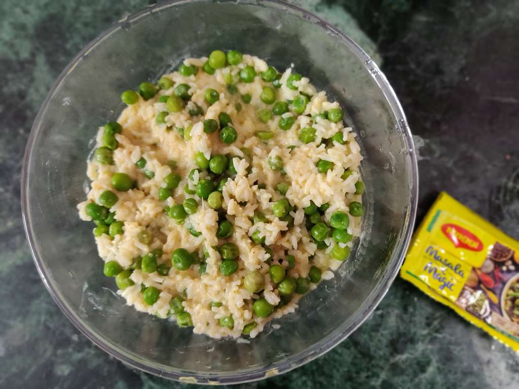 Spiced green peas curd rice