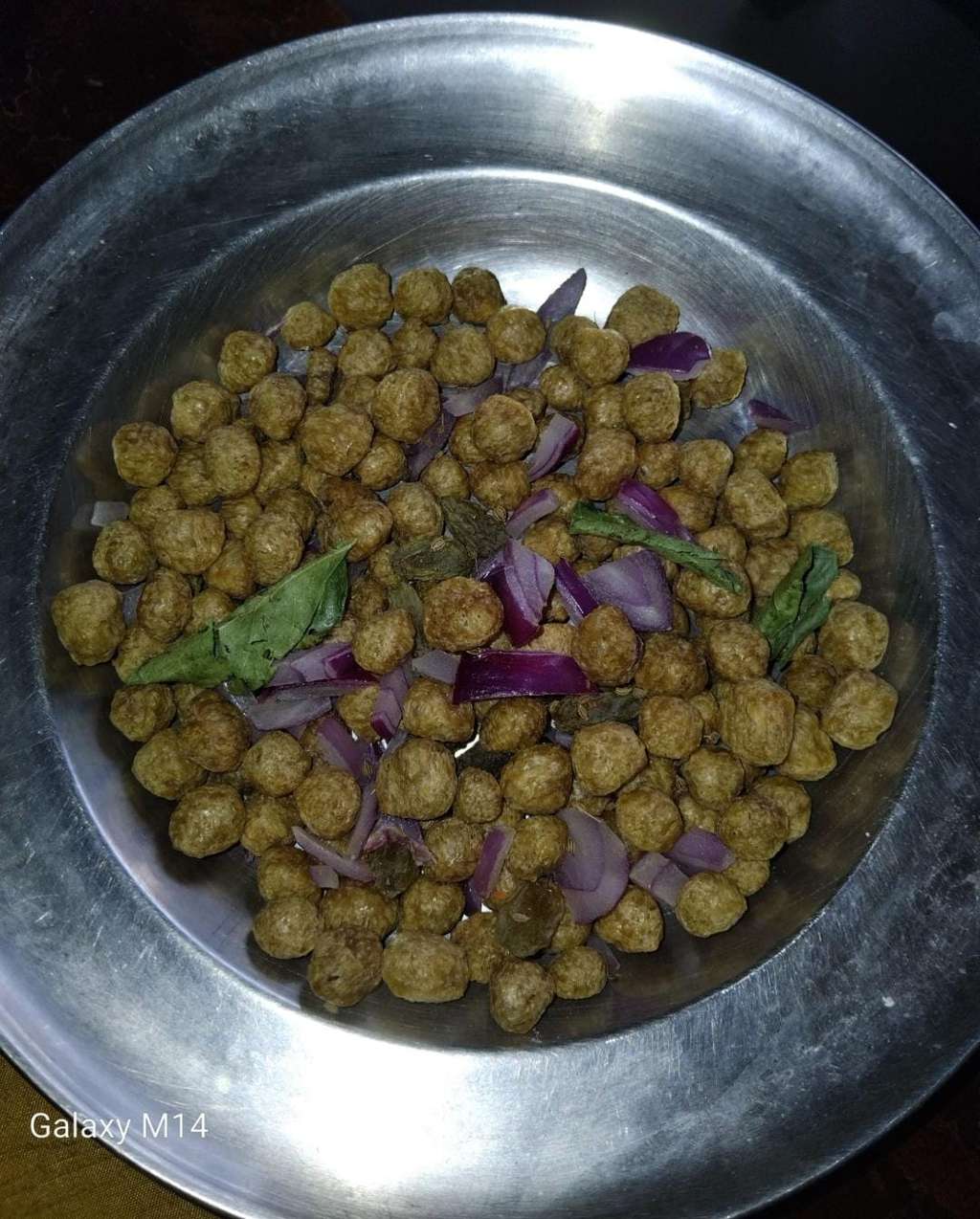 #soyaraisinsbhel #100calsnacks #fittrrecipe #teamnafeesa 