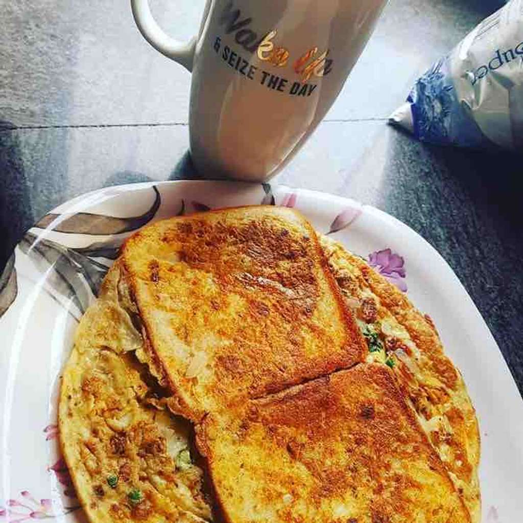 Street-style Omelette Bread