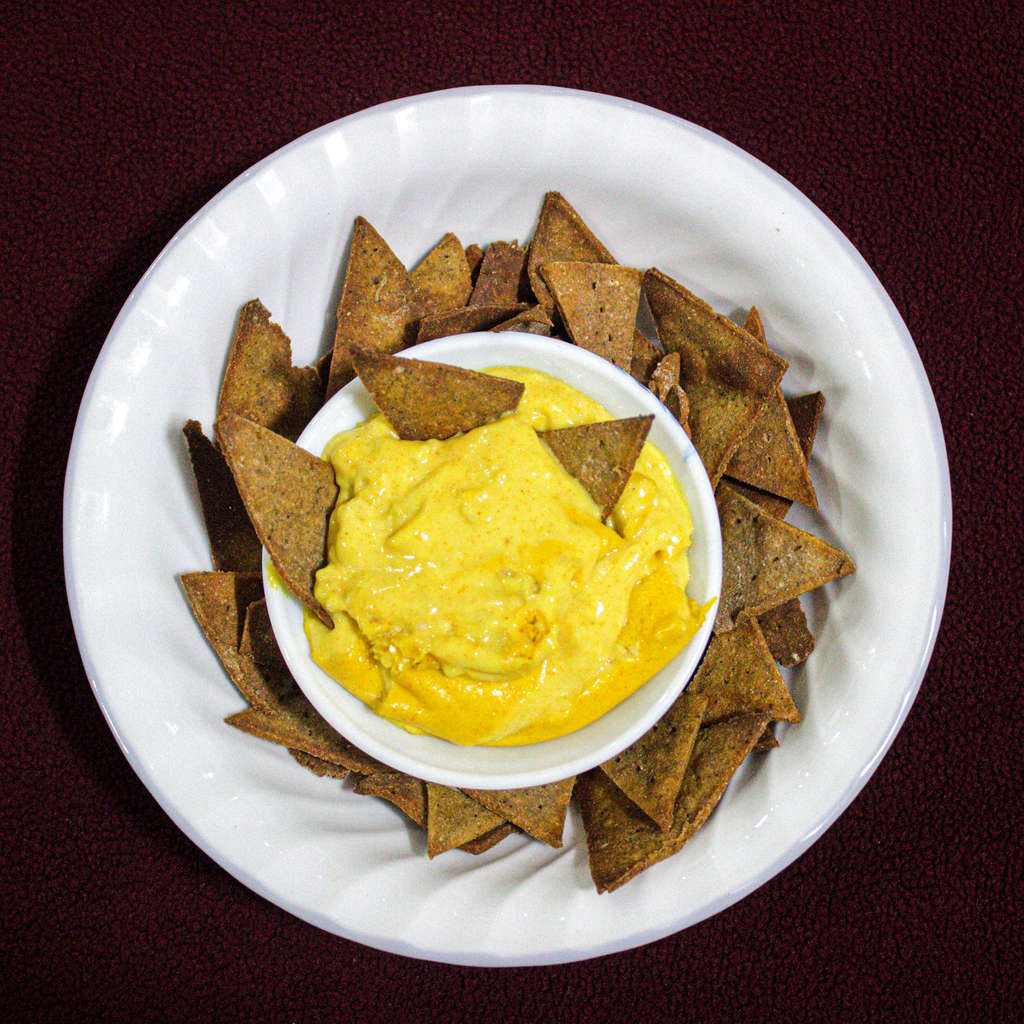 soya Nachos with Cheese Dip