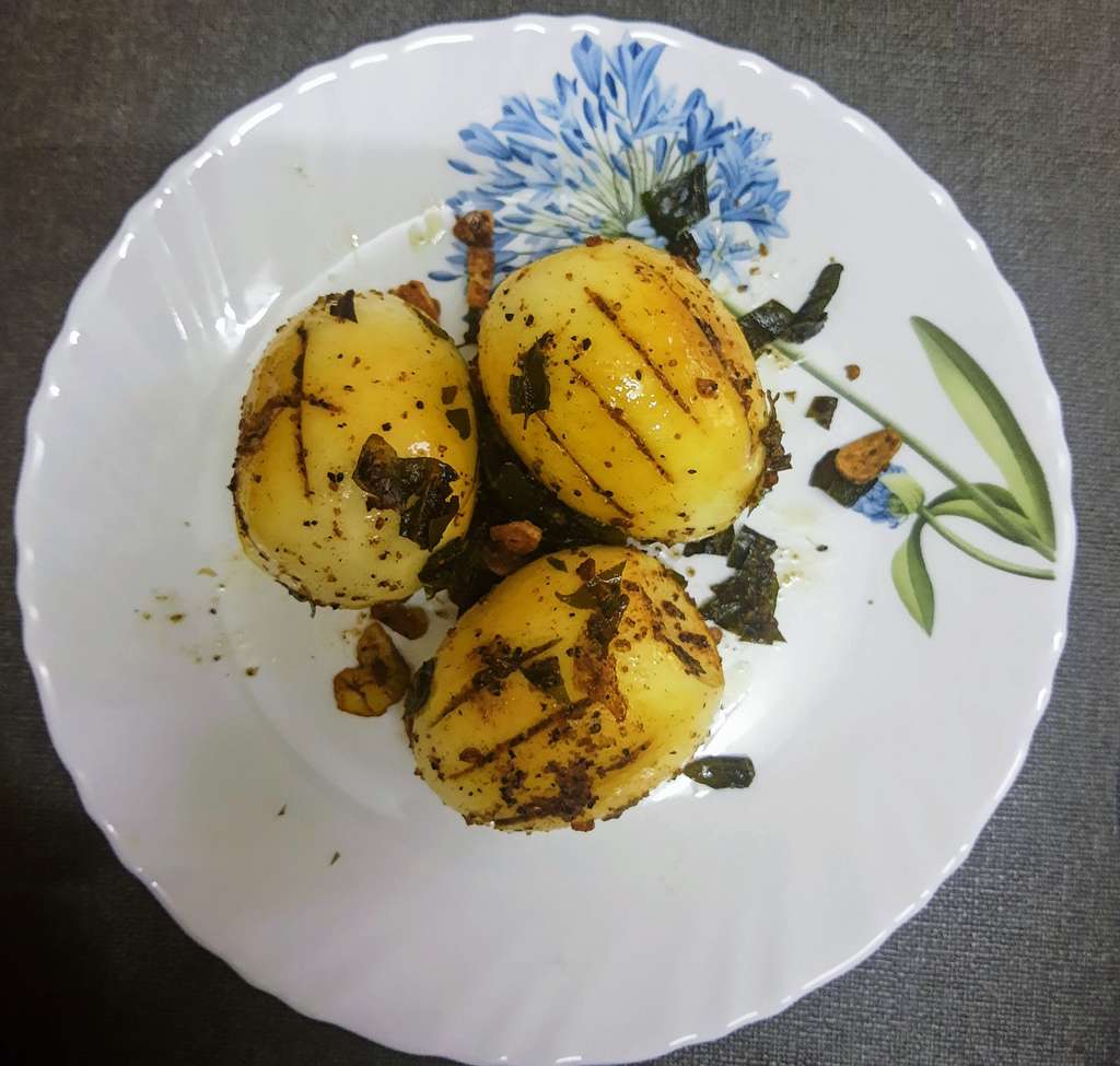 Egg Black Pepper Ghee Roast
