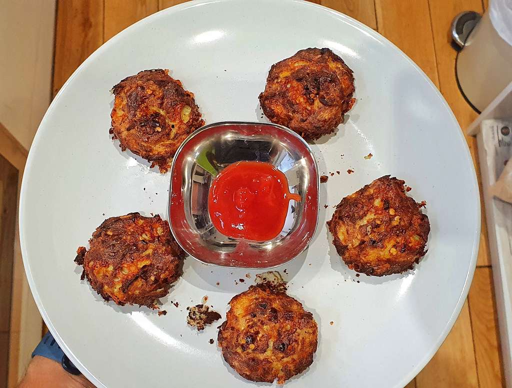 Low carb Cauli-Cheese cutlets