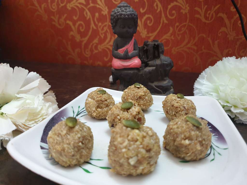 Granola Poshtik Bites