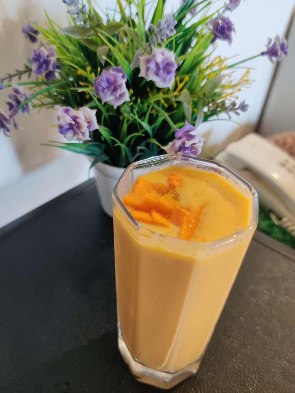Mango whey shake 