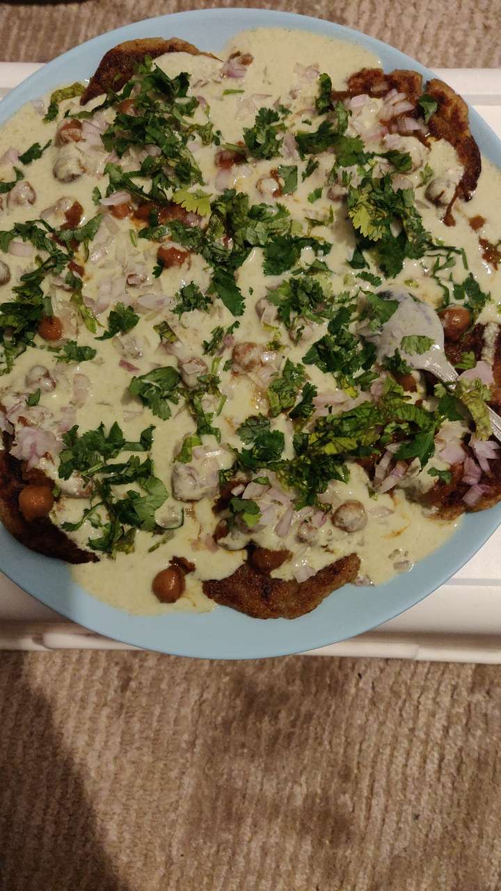 aloo tikki chole chaat