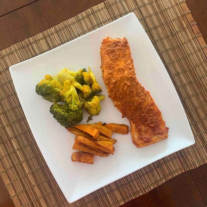 Baked Salmon and Broccoli