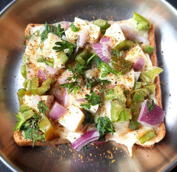 Bread Pizza