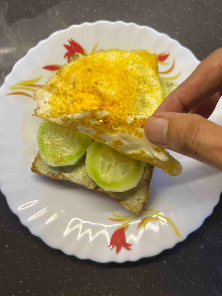 Protein-Packed Egg & Cucumber Toast 