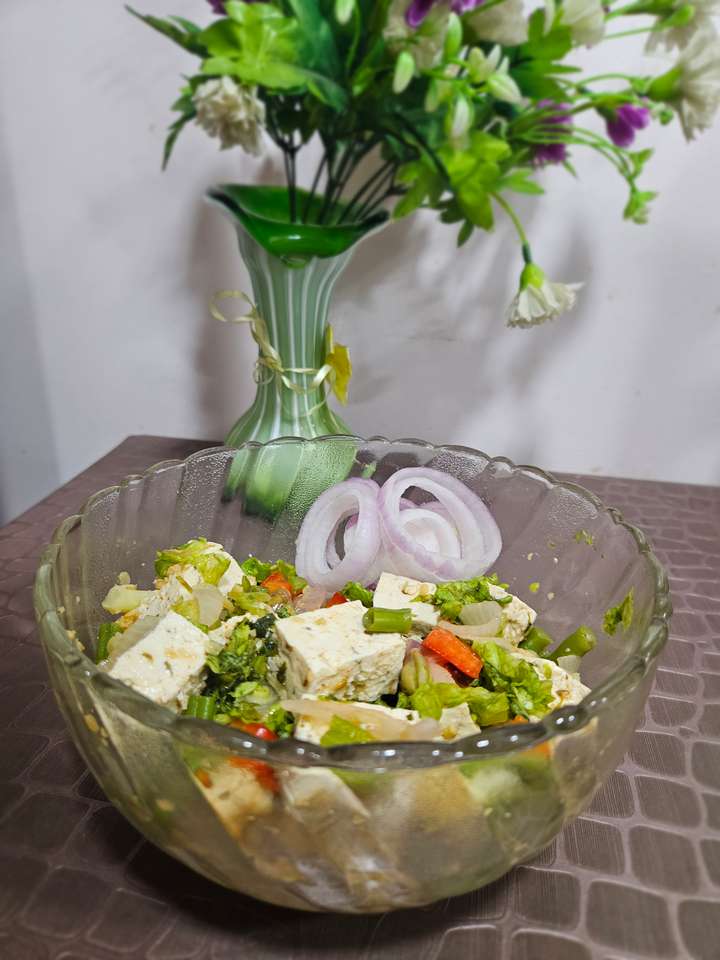 High-Protein Tofu Masala Oat Bowl