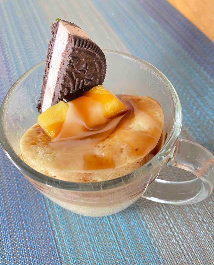 Protein mango mug cake 