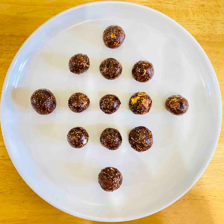 Dates Laddooo!! 