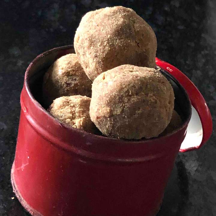 soya ladu
