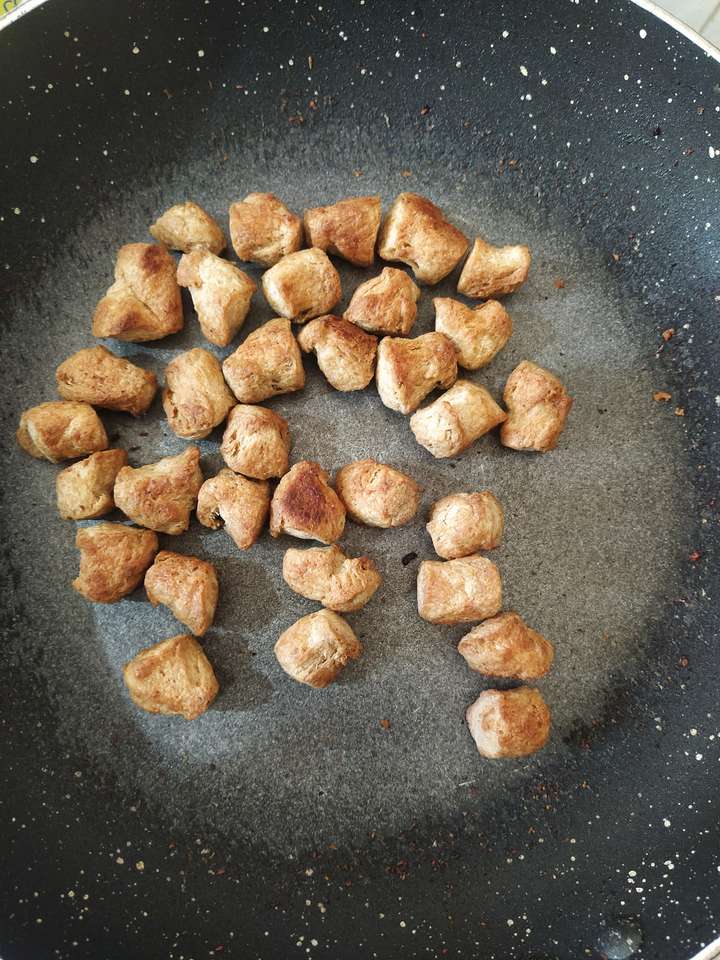 roasted soya chunks 