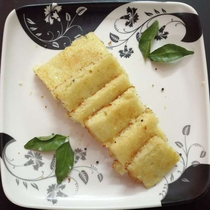 Semolina cake