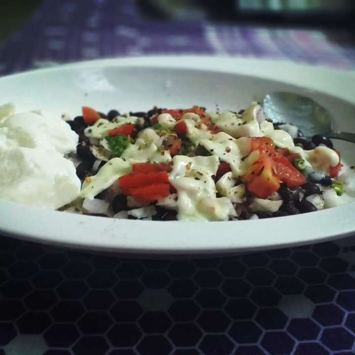 Red kidney beans salsa