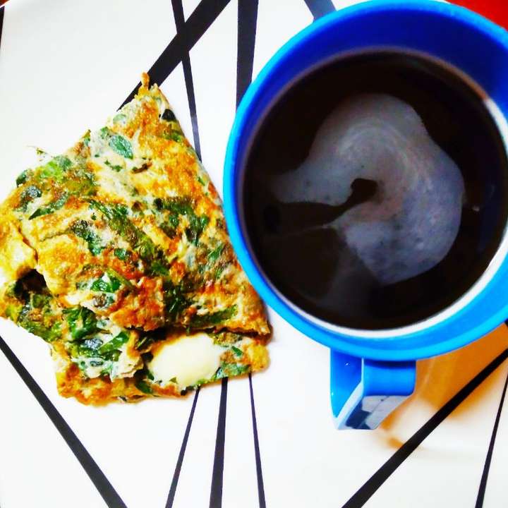 Cheesy Spinach Omelette