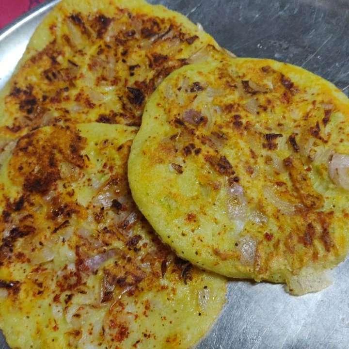 Moong Daal Uttapam