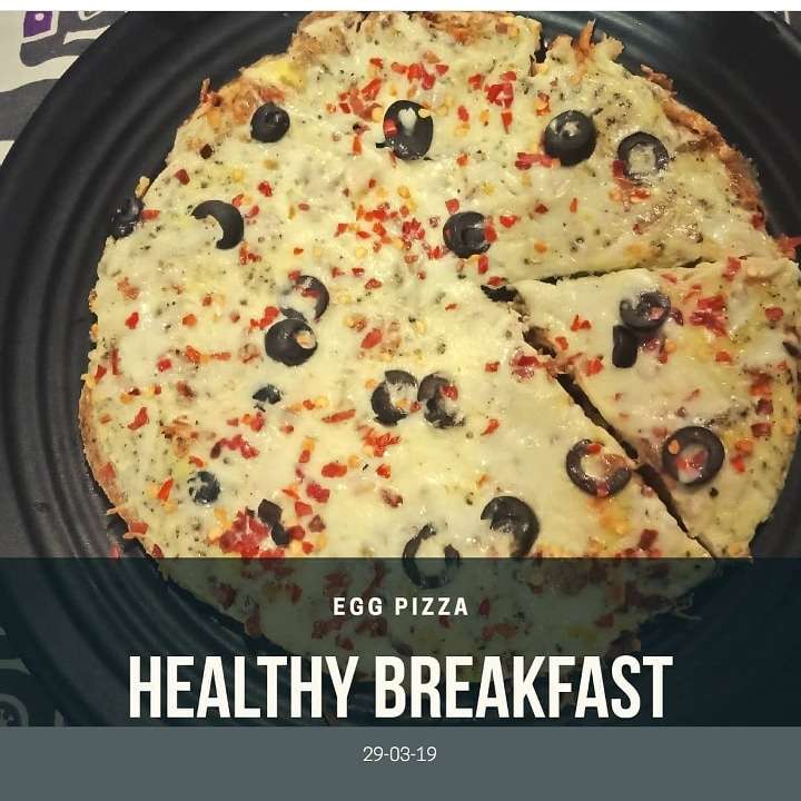 Chicken egg pizza