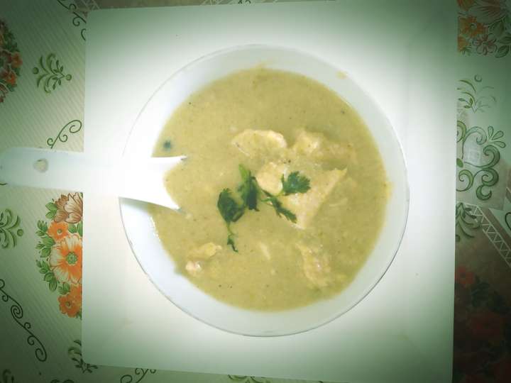 Broccoli Bajra Chicken Soup
