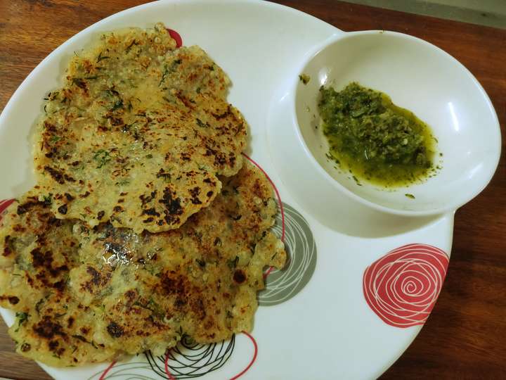 Sabudana Thalipeeth