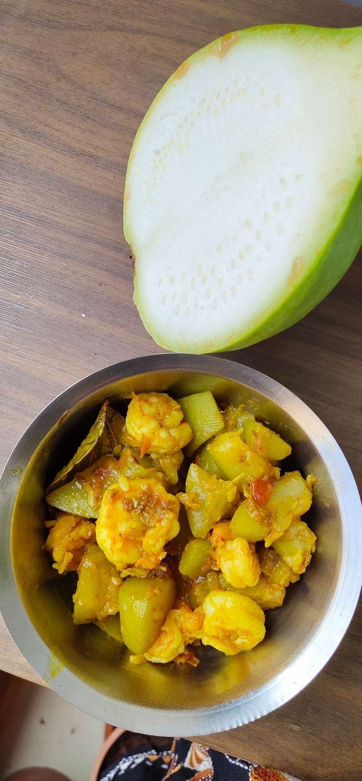 Bottle gourd with prawns/shrimps