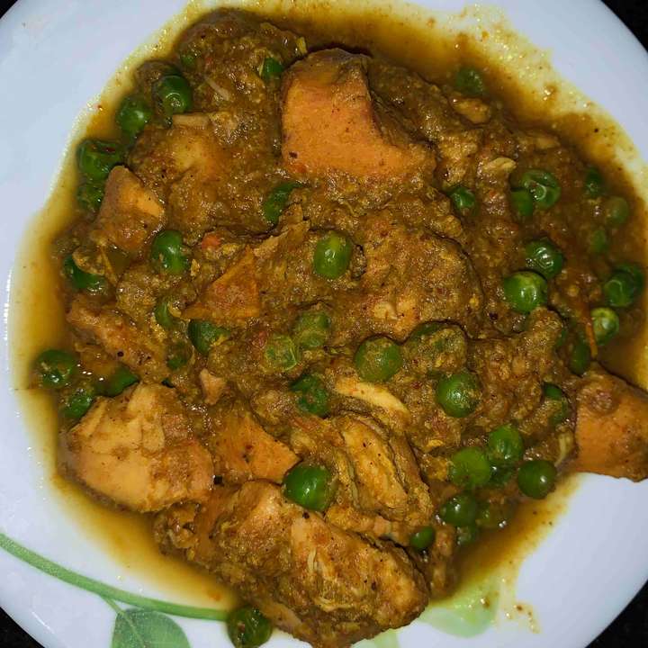 Green peas Chicken 