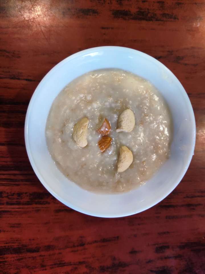 Oats millets pongal