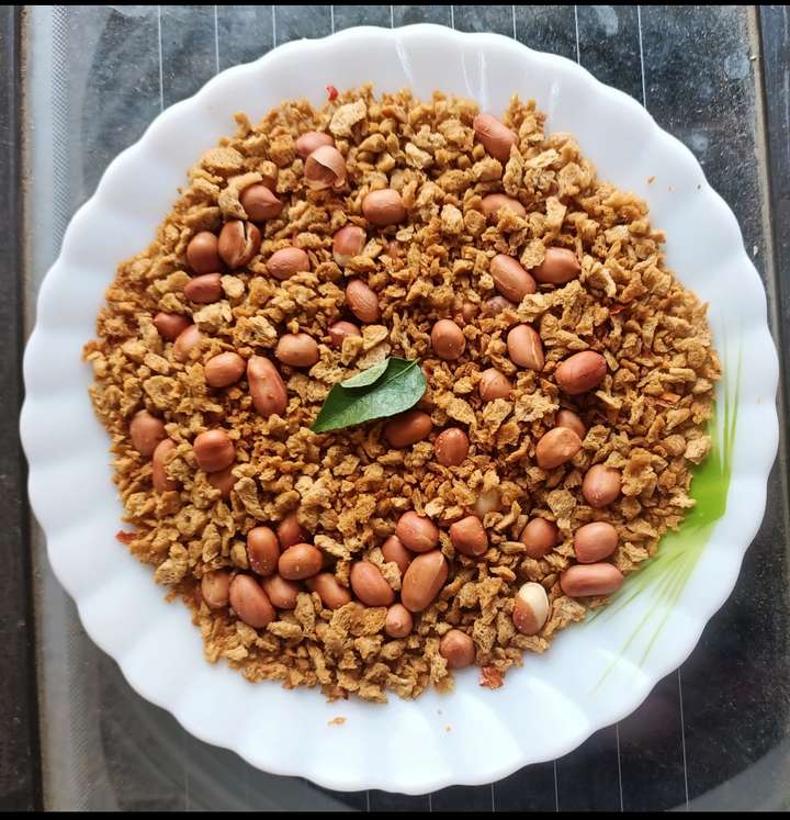 Soya Peanut Chivda