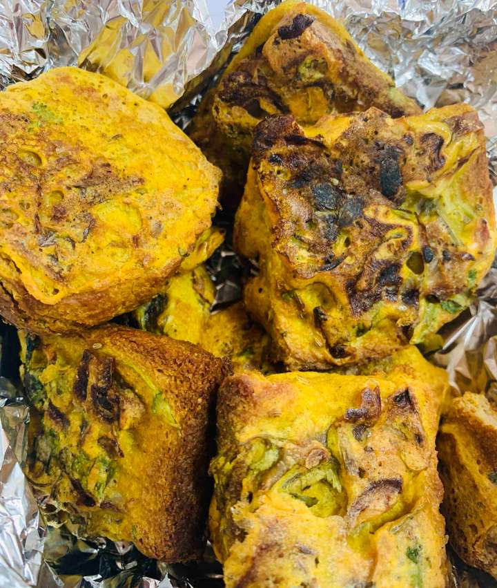Bread pakoras 