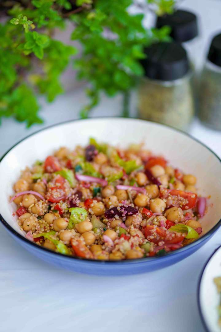Chickpea Quinoa salad 