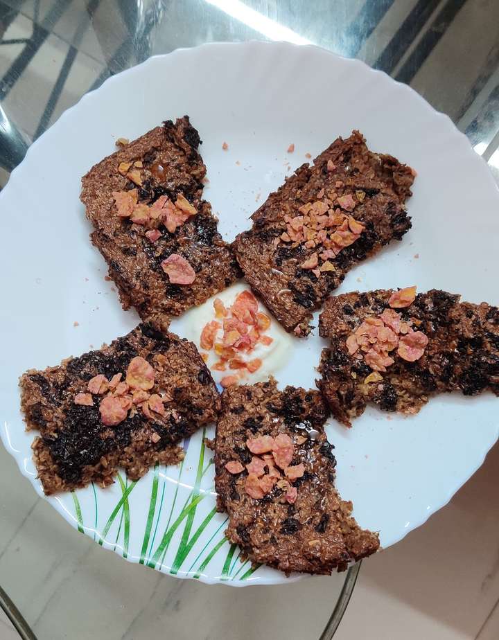 Baked Cocoa & Banana Oatmeal