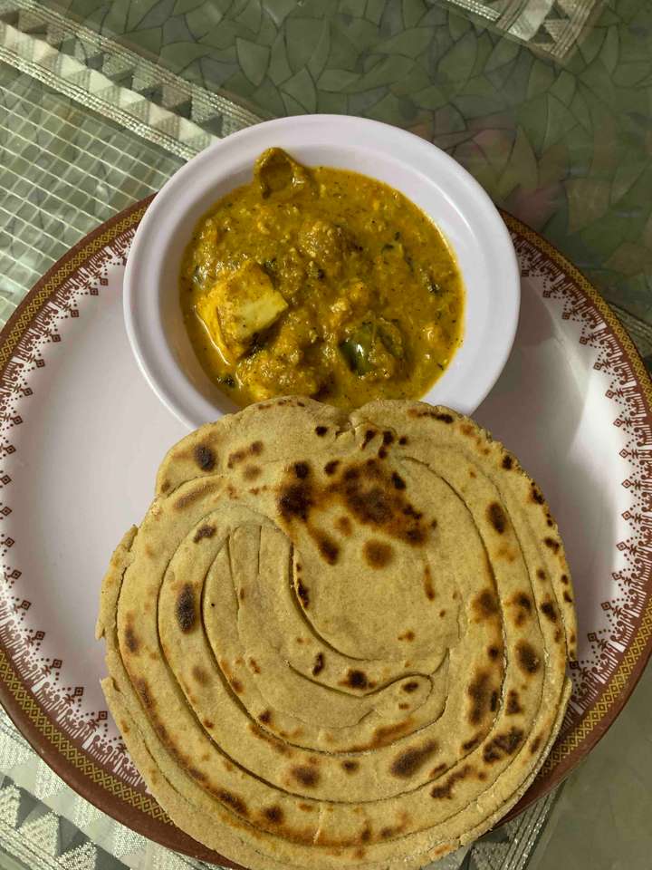 kadai paneer and soua wheat lachha paratha